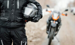 Perlengkapan Wajib yang Harus Dibawa Saat Touring